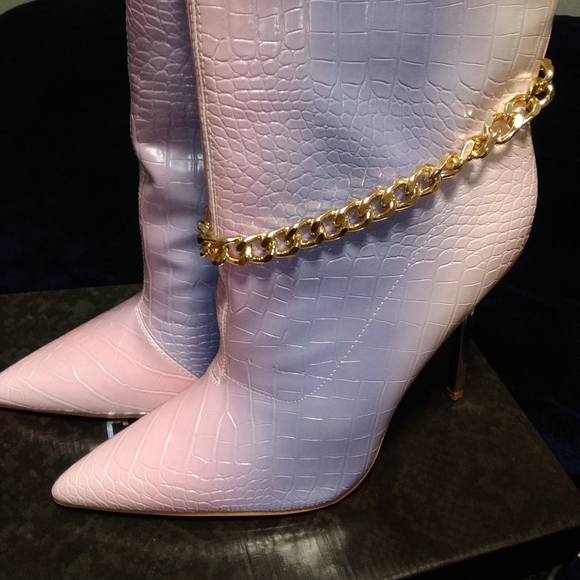 Multicolor Ankle Cape Robbin boots - Picture 4 of 7